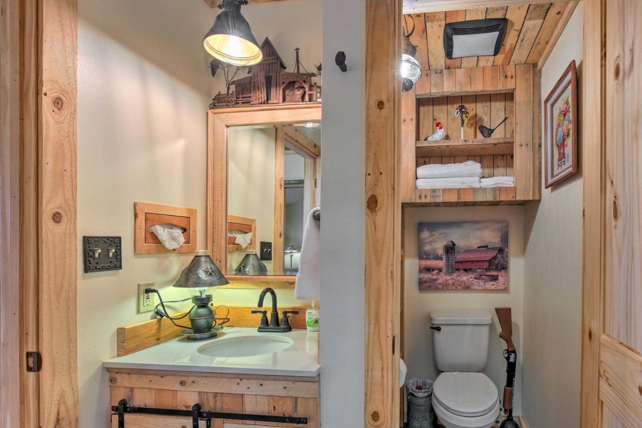 Kerrville Converted Barn Tiny Home With Kayaks! Bagian luar foto
