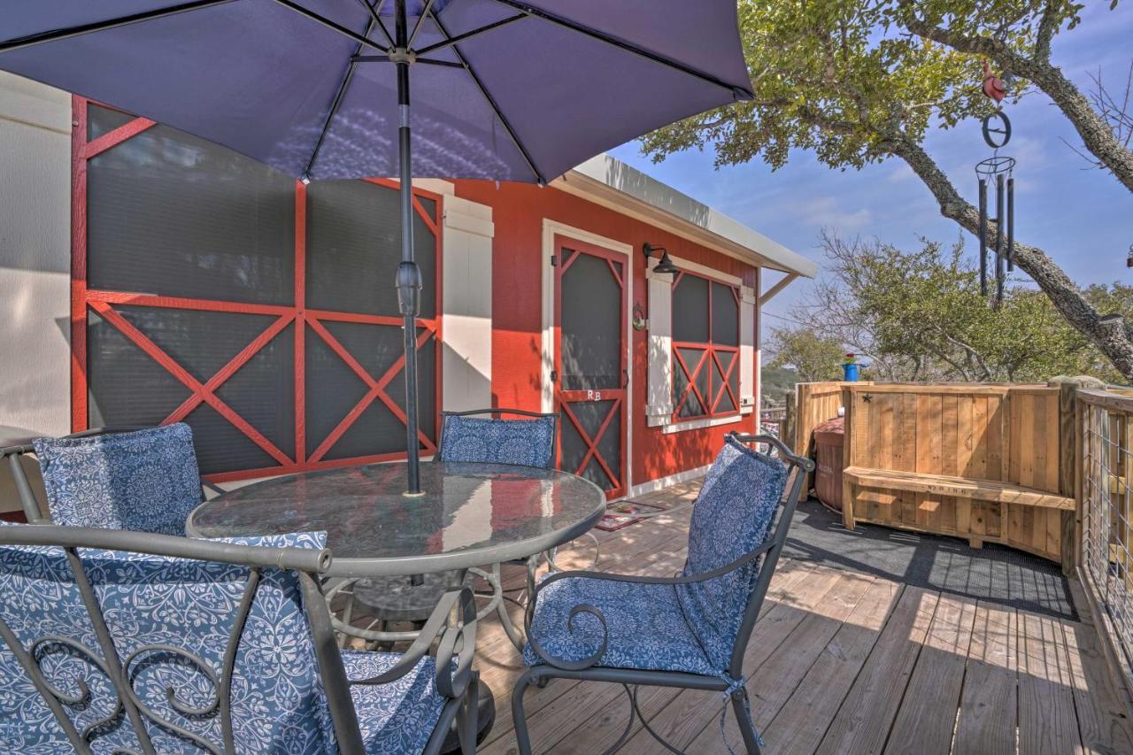 Kerrville Converted Barn Tiny Home With Kayaks! Bagian luar foto